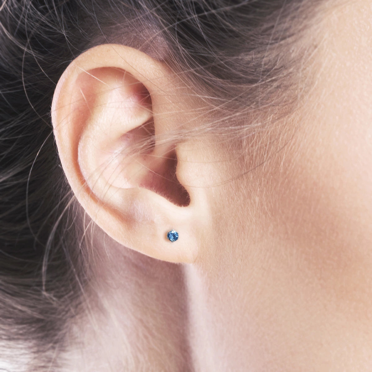 pt900 サンタマリア アクアマリン 0.3ct. ピアス ペア プラチナ